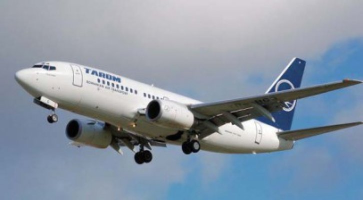 Concurs de creare a uniformelor pentru personalul TAROM